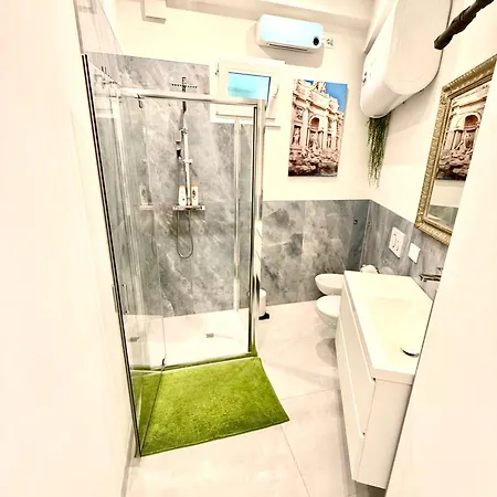 Vatican Town House Διαμέρισμα *